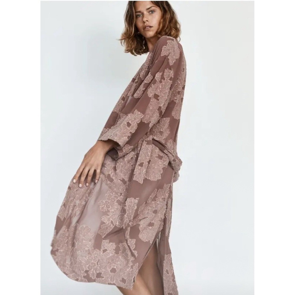 Aritzia Wilfred Durante jacket Floral lace Kimono duster pink lounge size XS